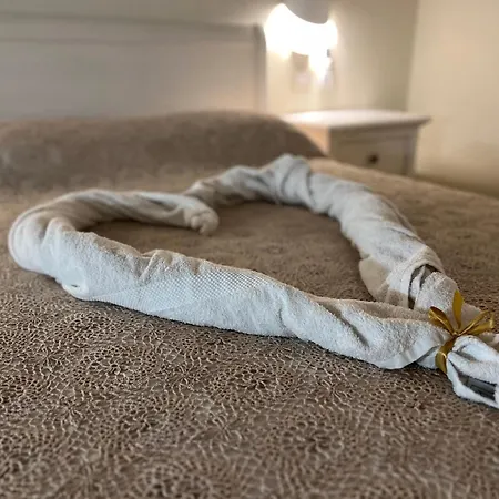 La Dimora Degli Dei Alojamento de Acomodação e Pequeno-almoço 4*