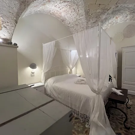 Alojamento de Acomodação e Pequeno-almoço La Dimora Degli Dei Taranto