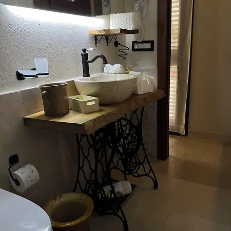 La Dimora Degli Dei Alojamento de Acomodação e Pequeno-almoço 4*